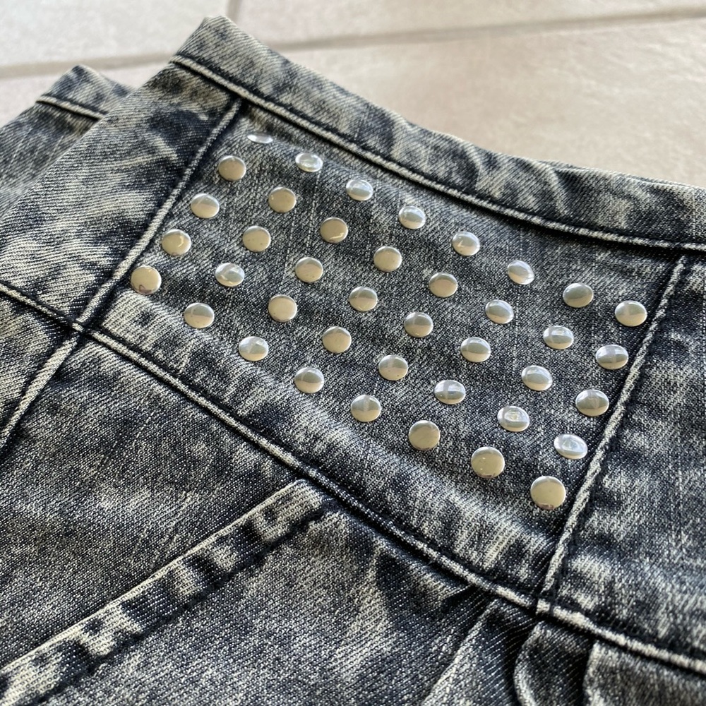Studded denim skirt